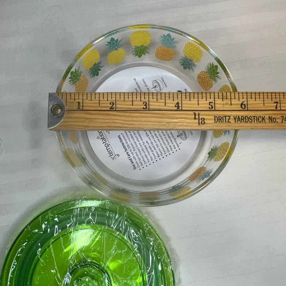 Temptations Oven Safe Glass Bakeware/Storage Container‎ Brand New Green
